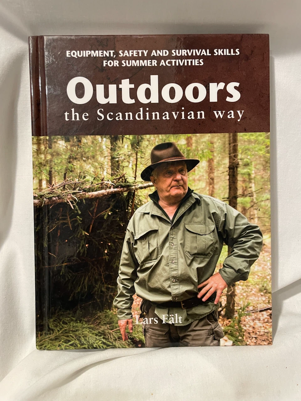 Outdoors the Scandinavian Way by Lars Falt