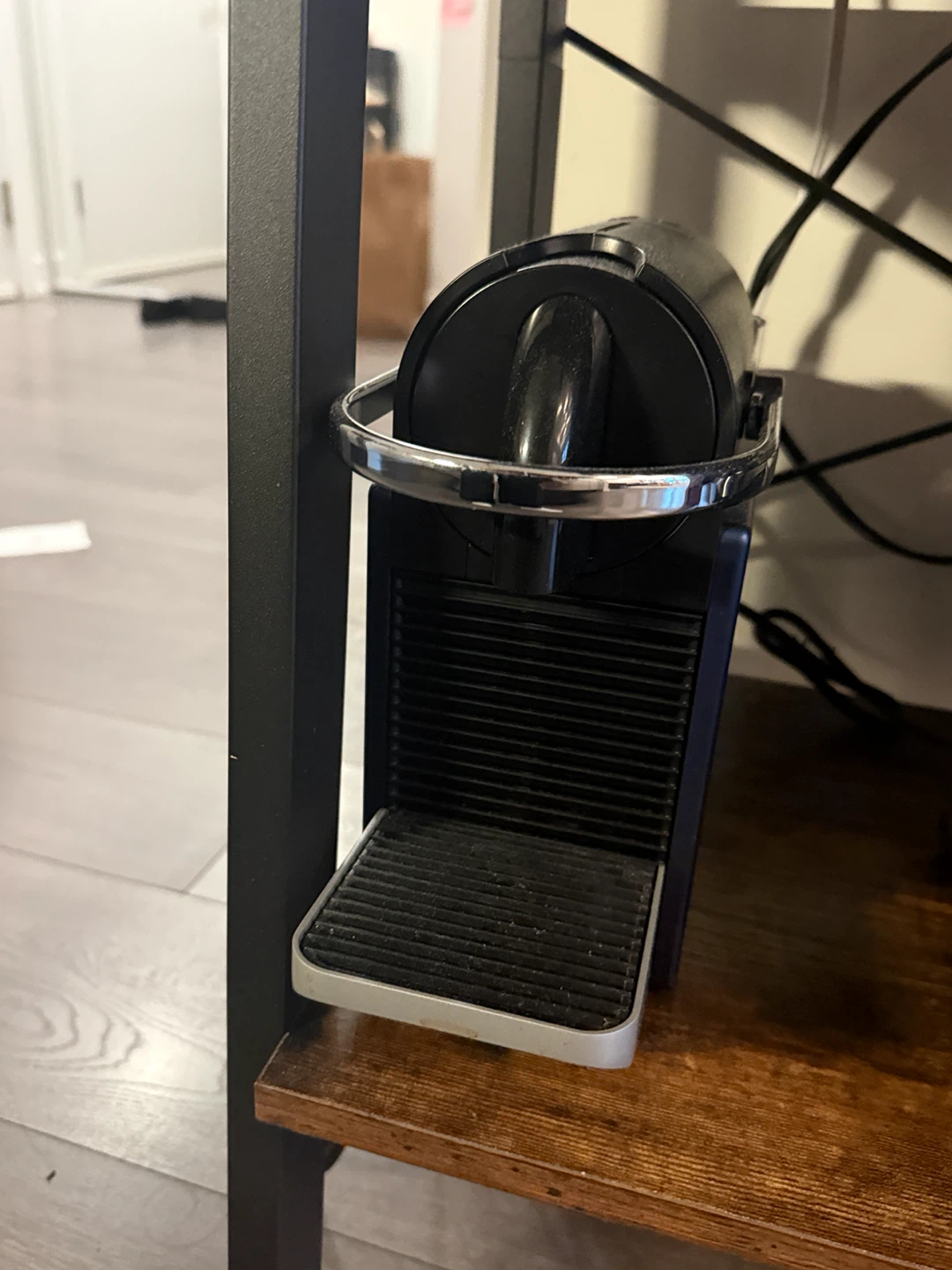 Nespresso Pixie Espresso Machine - photo 2