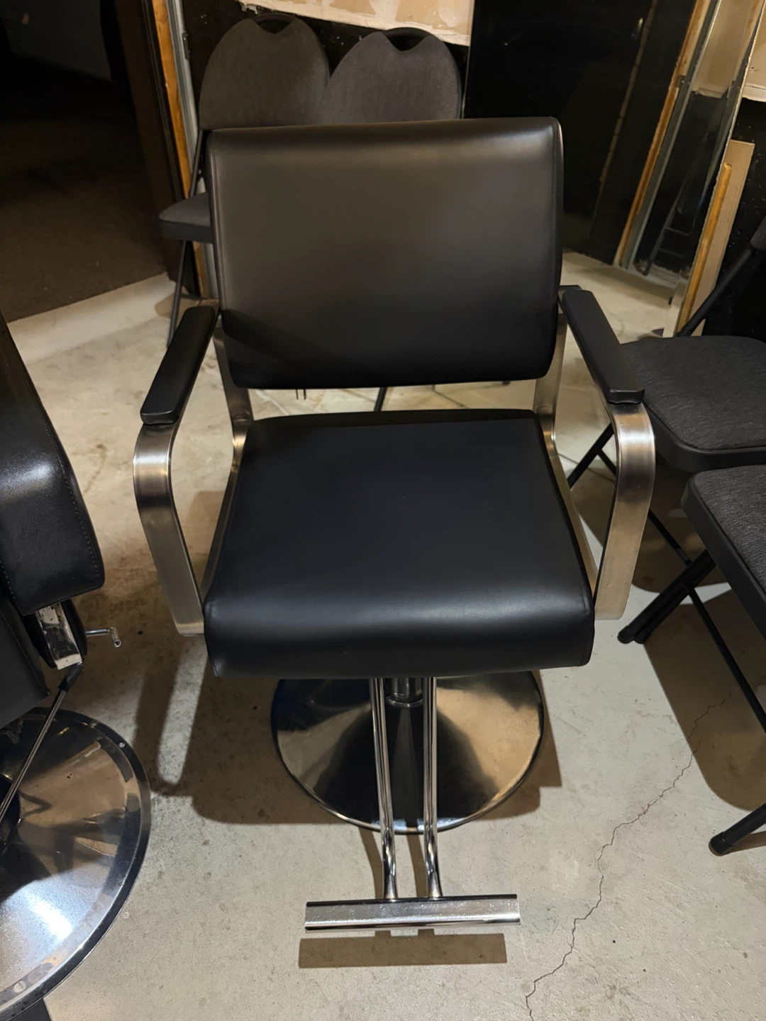 Barber chair got beginners