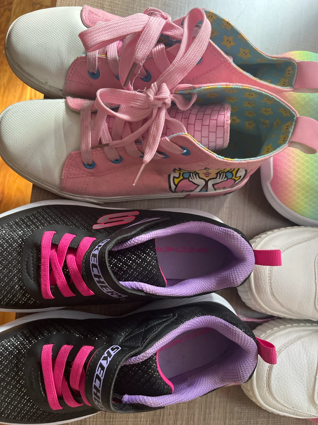 Girls' Sneakers Bundle - Skechers & Hello Kitty - photo 3