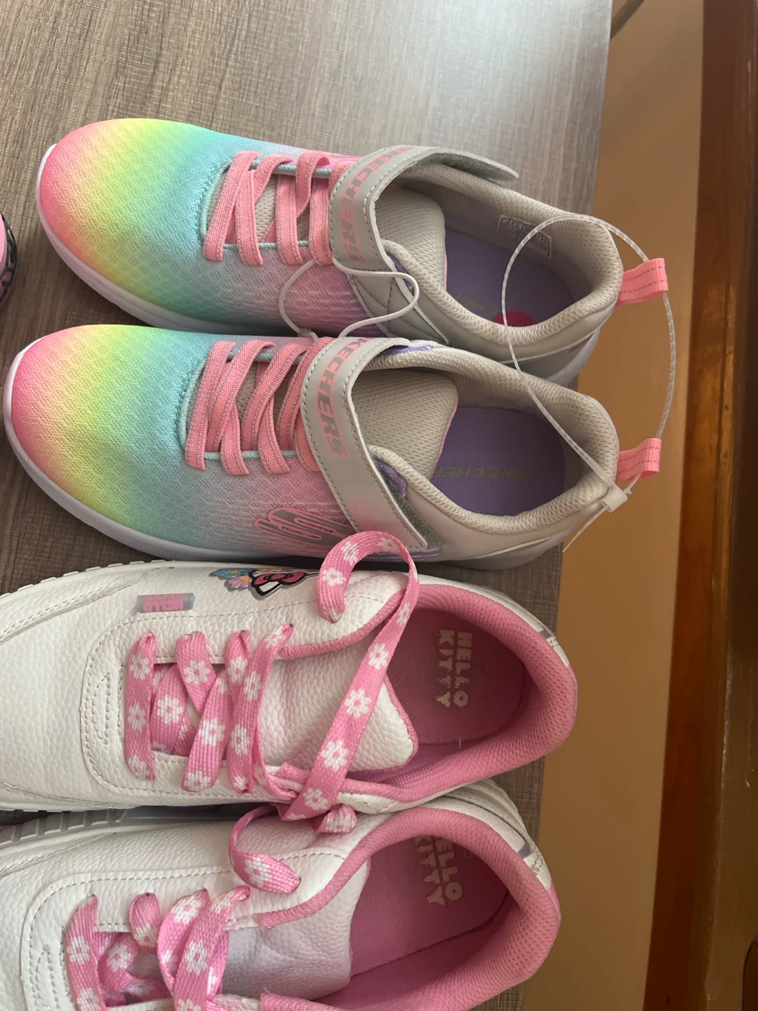 Girls' Sneakers Bundle - Skechers & Hello Kitty - photo 4