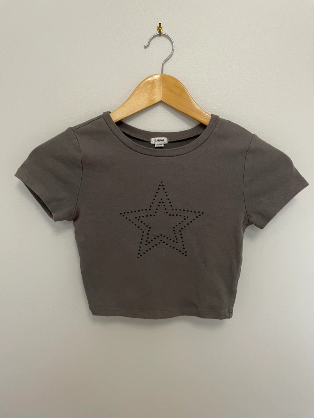 GARAGE | XS Grey Studded Star Crop Top
