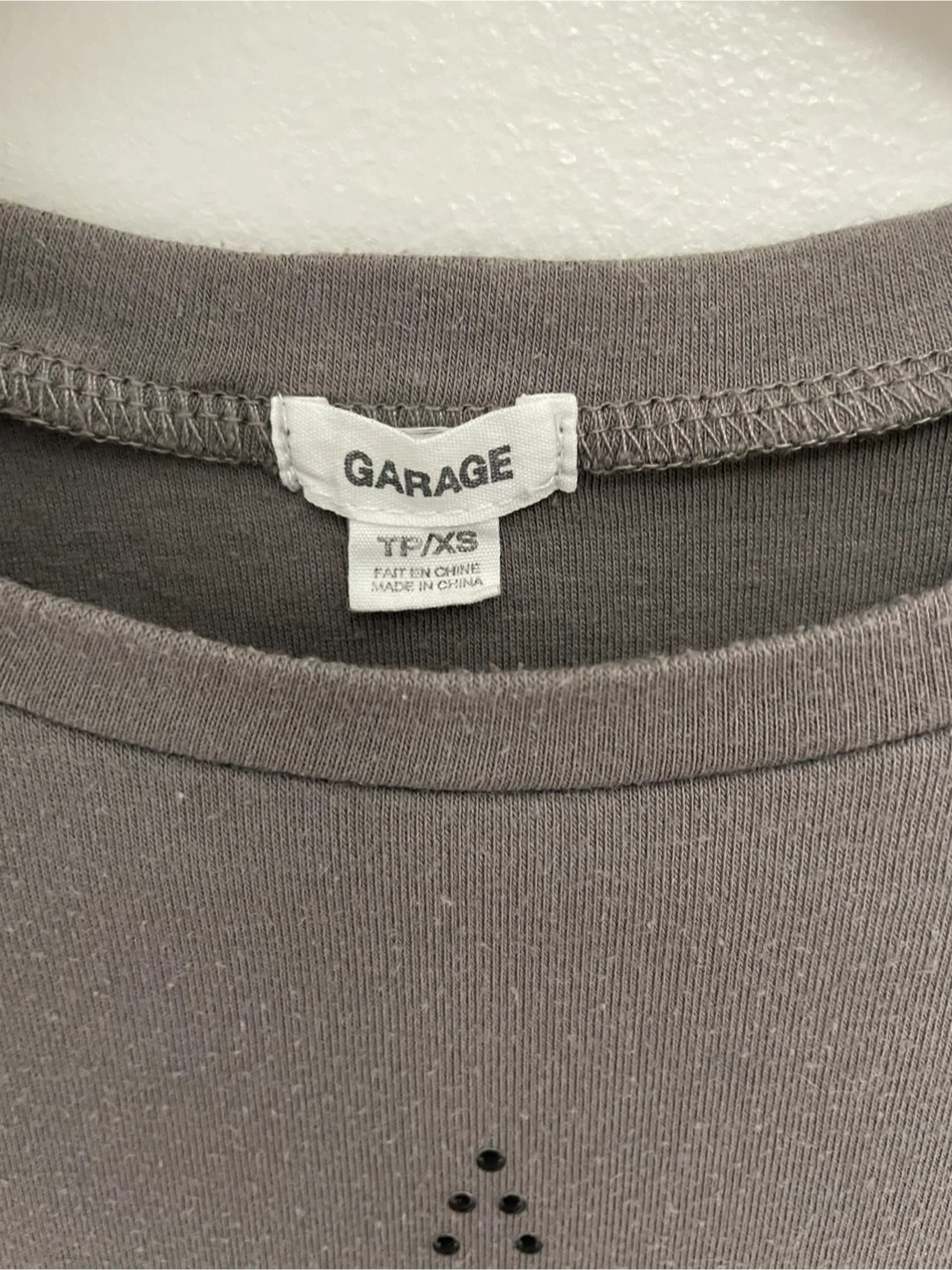GARAGE | XS Grey Studded Star Crop Top - photo 3