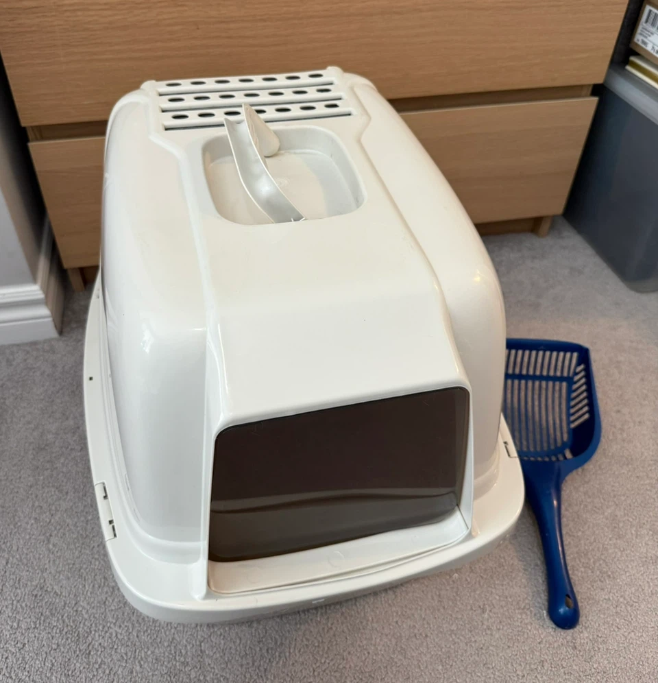 Enclosed Large Cat Litter Pan - photo 2