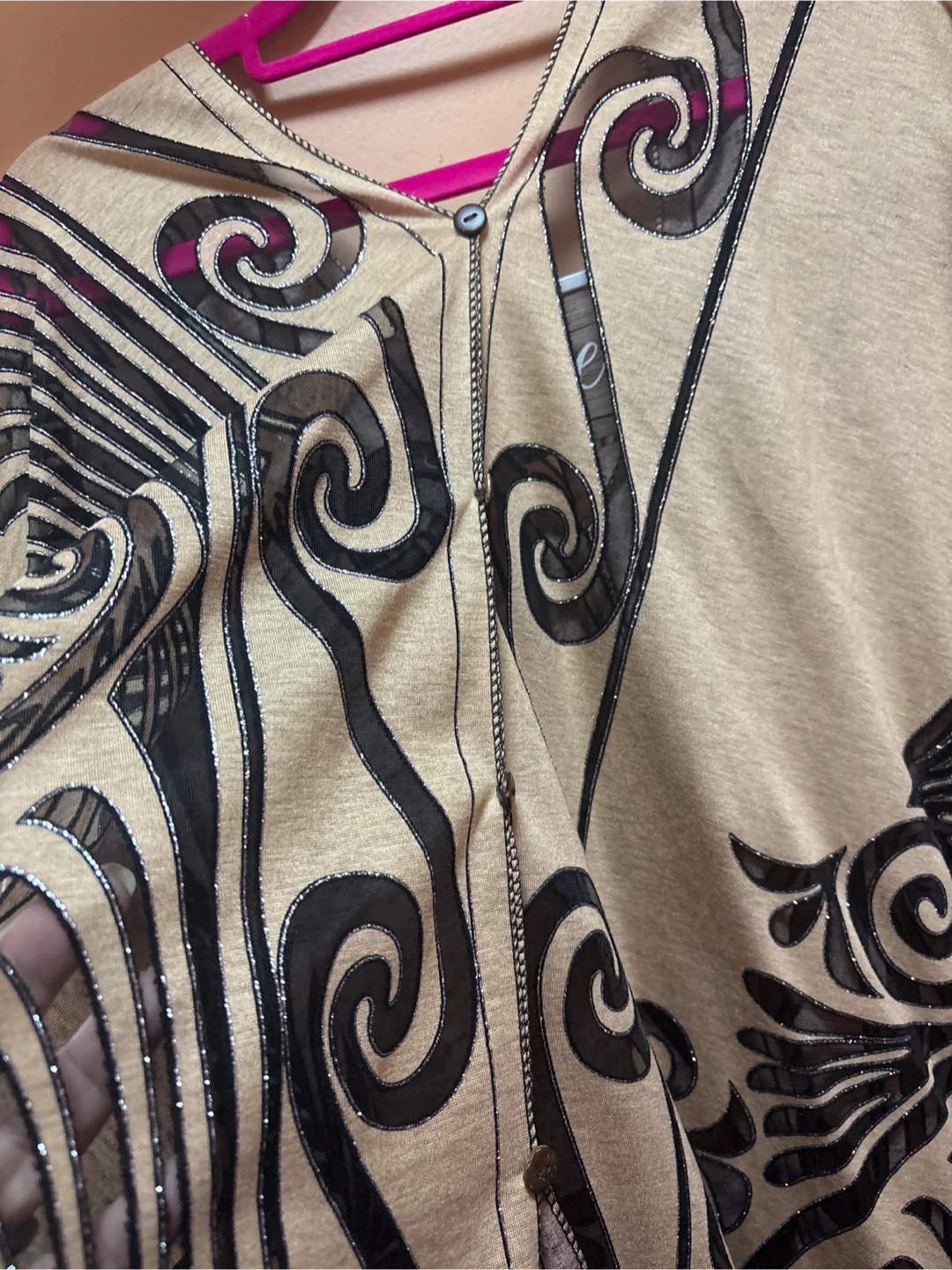 Beautiful Unique  Beige and Black Print Poncho with Fringe - photo 4