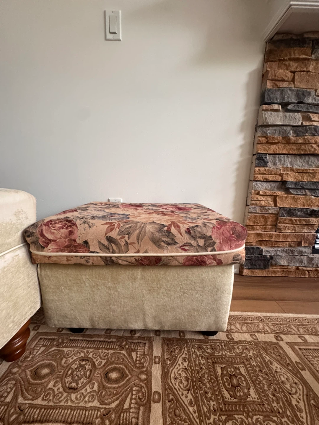 Floral Print Sofa and Chair Set with Ottoman