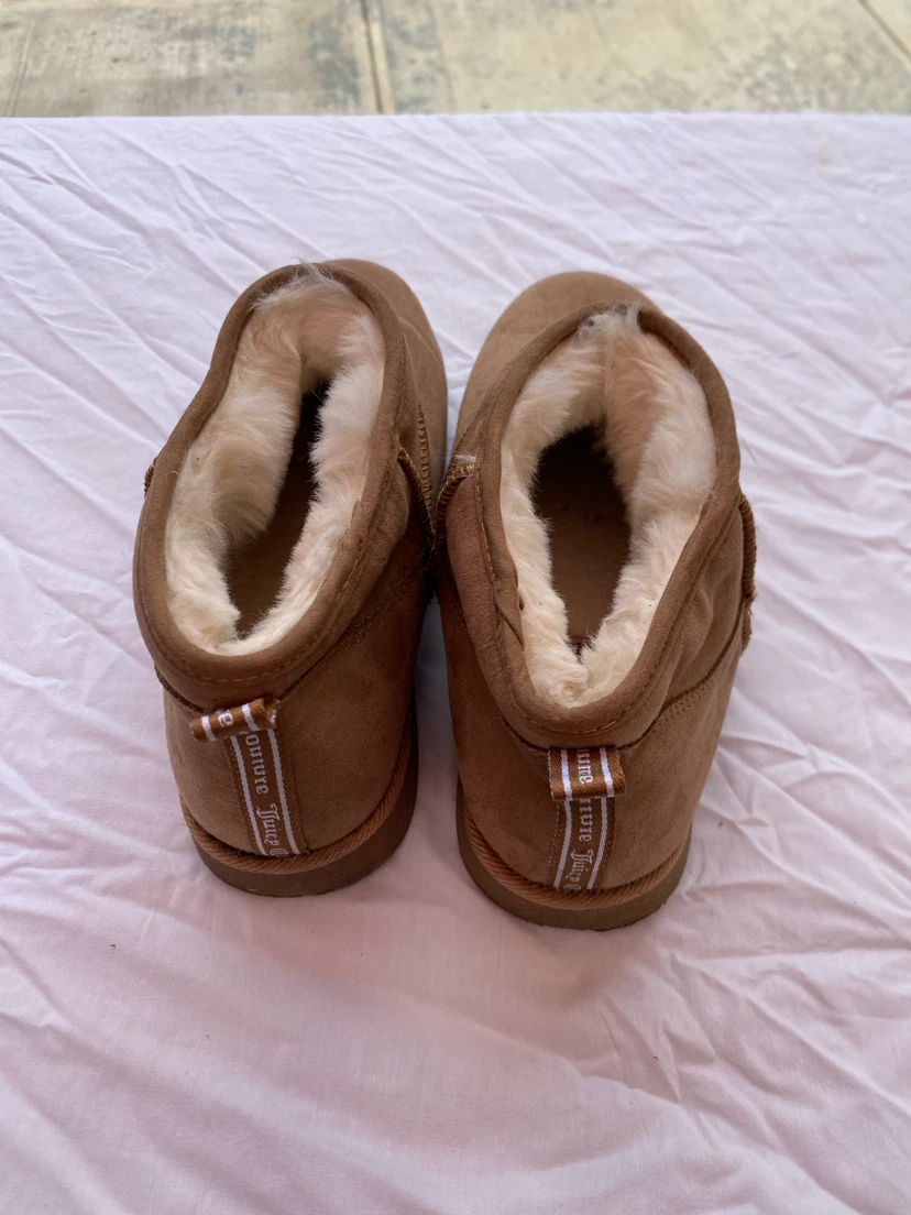 Juicy Couture Brown Ugg-style Boots - photo 2
