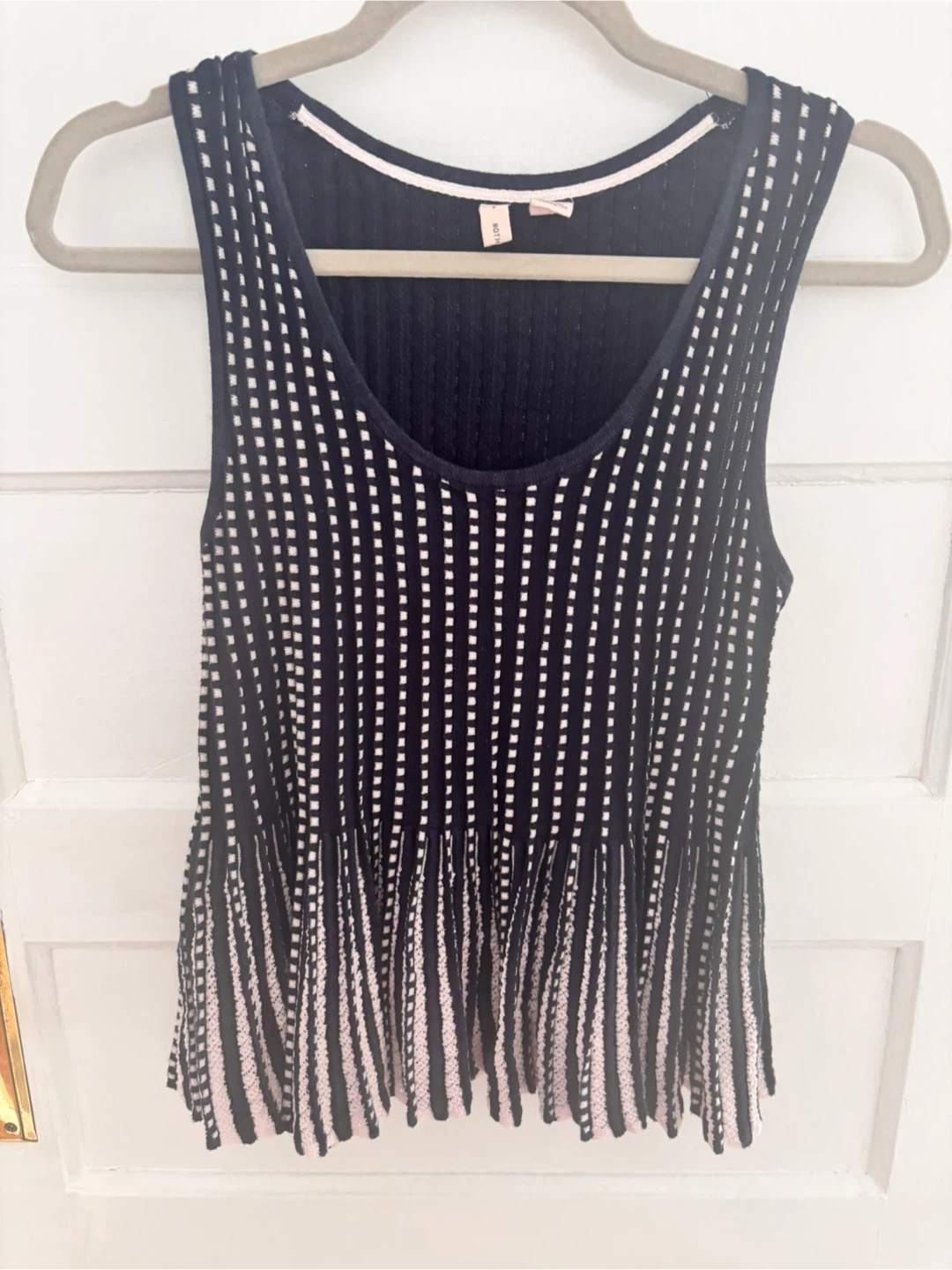 Moth Tank Top XS Navy Pink Knit Pleated