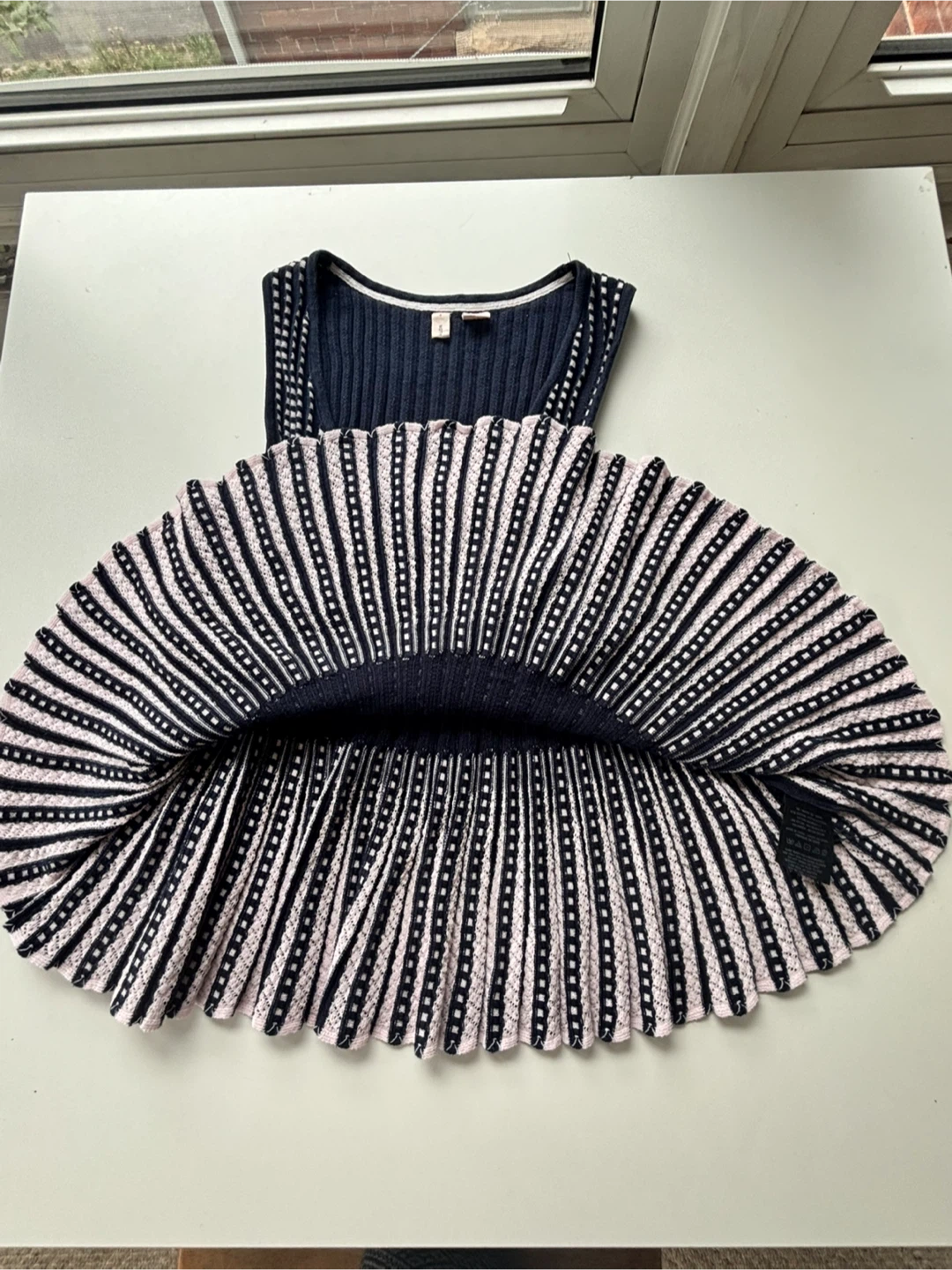Moth Tank Top XS Navy Pink Knit Pleated - photo 4