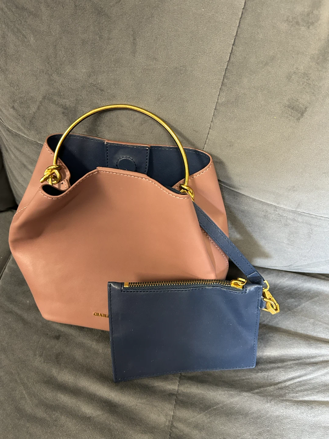 Charles & Keith Pink Tote Bag with Navy Pouch - photo 2