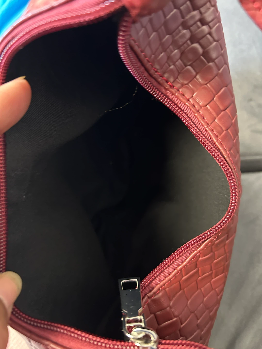 Red Woven Shoulder Bag - photo 3