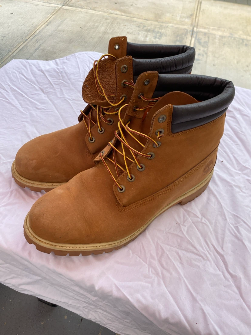 Timberland Classic 6-Inch Premium Waterproof Boots