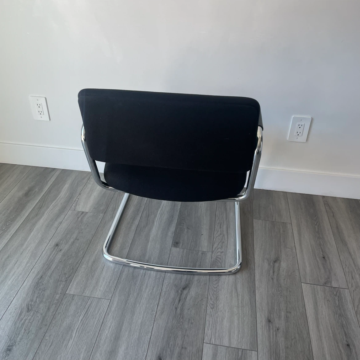 Black Office Chair - photo 4