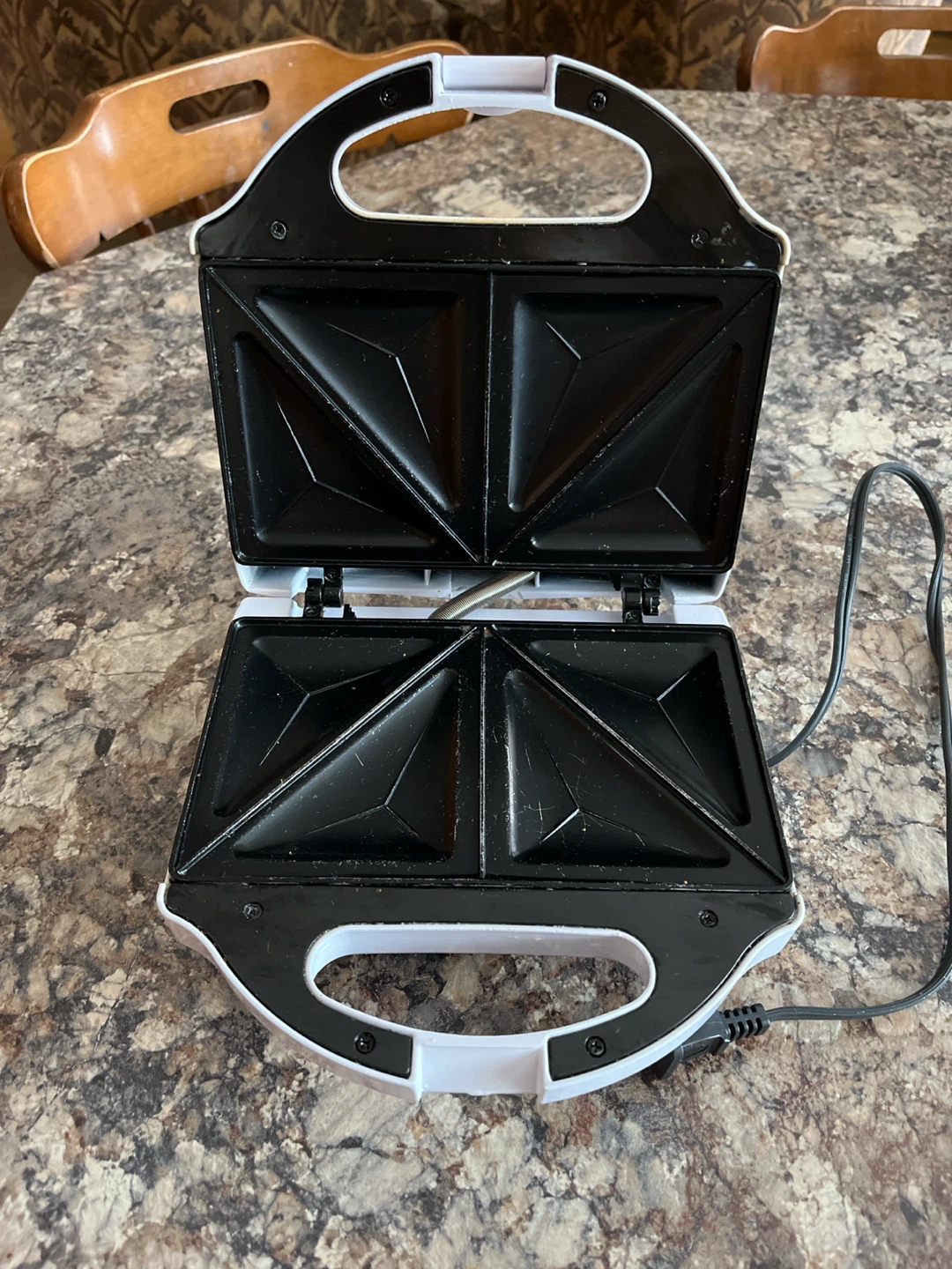 Salton Sandwich Maker - photo 2