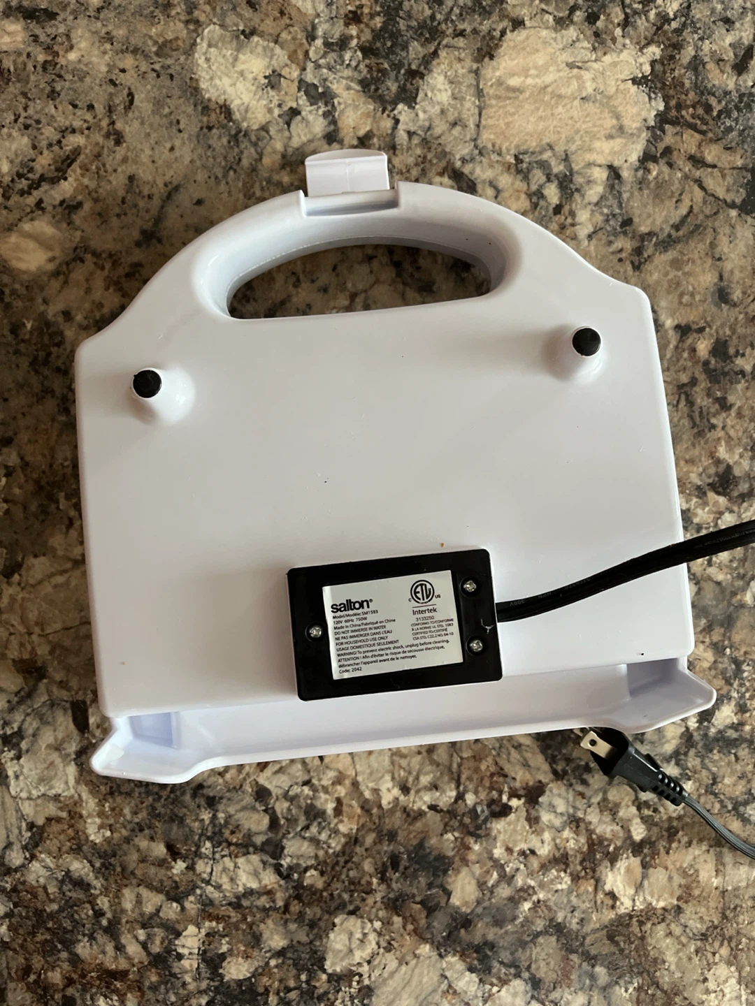 Salton Sandwich Maker - photo 3