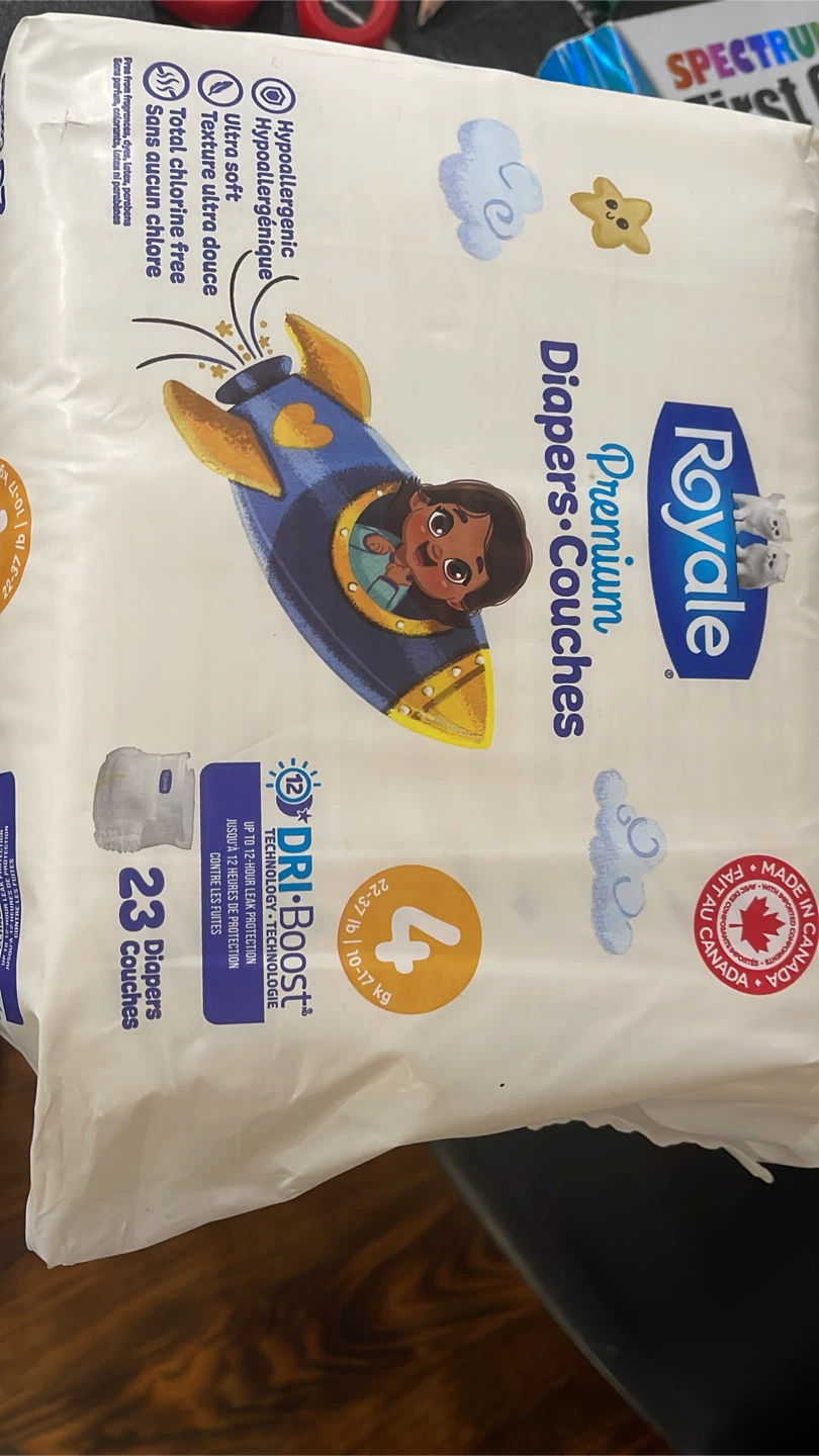 Royale Premium Diapers Size 4 23 count