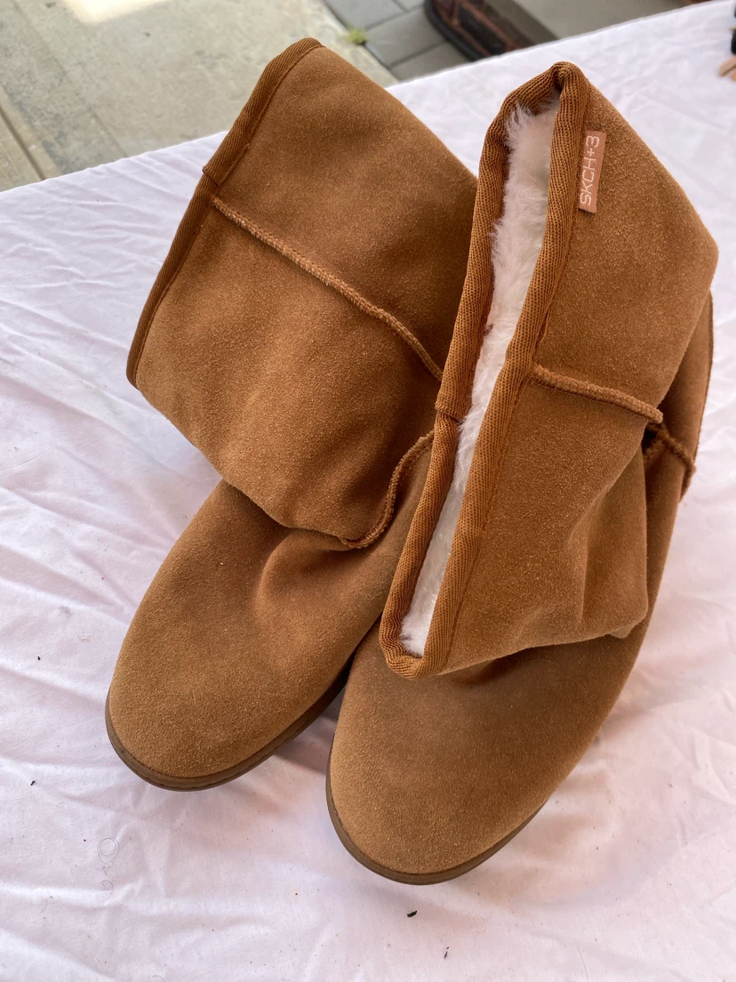 Brown Suede Boots - photo 2