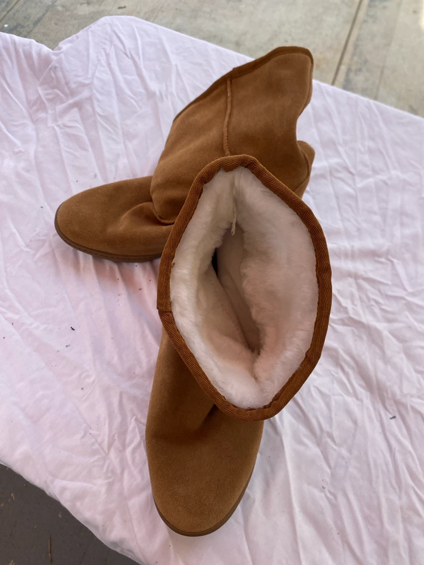 Brown Suede Boots - photo 3