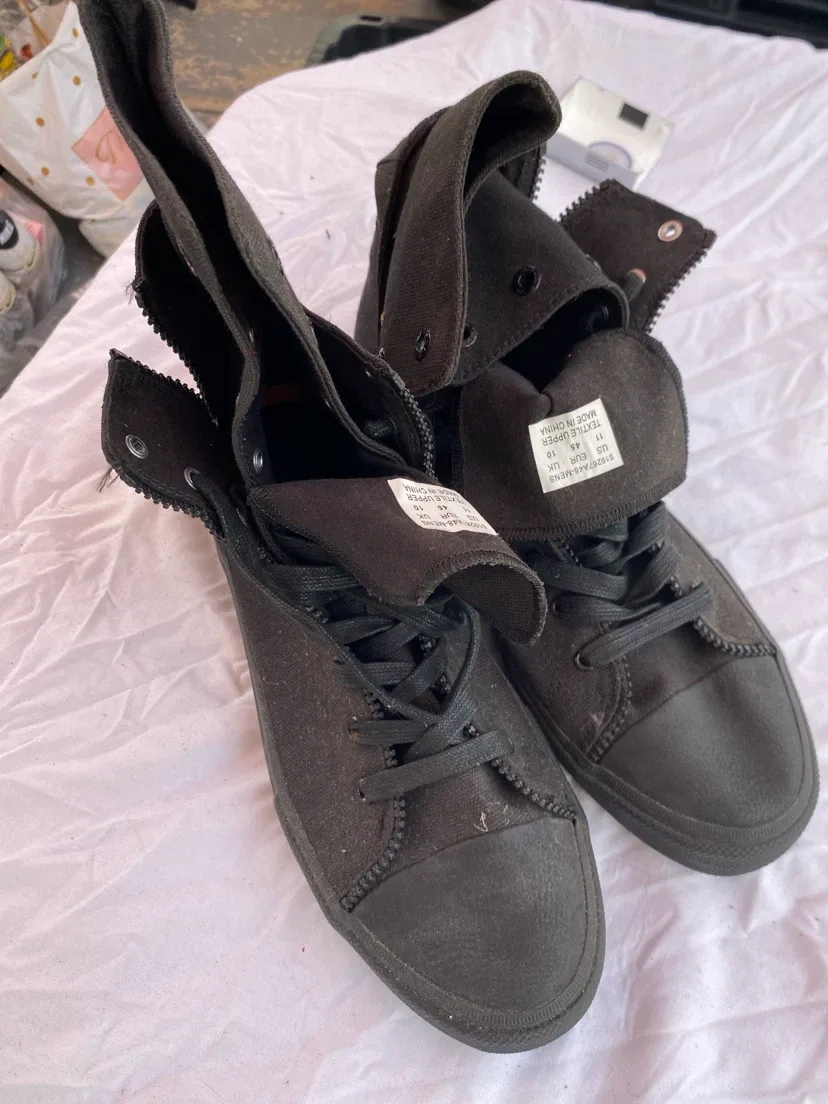 Black High Top Canvas Sneakers - photo 2