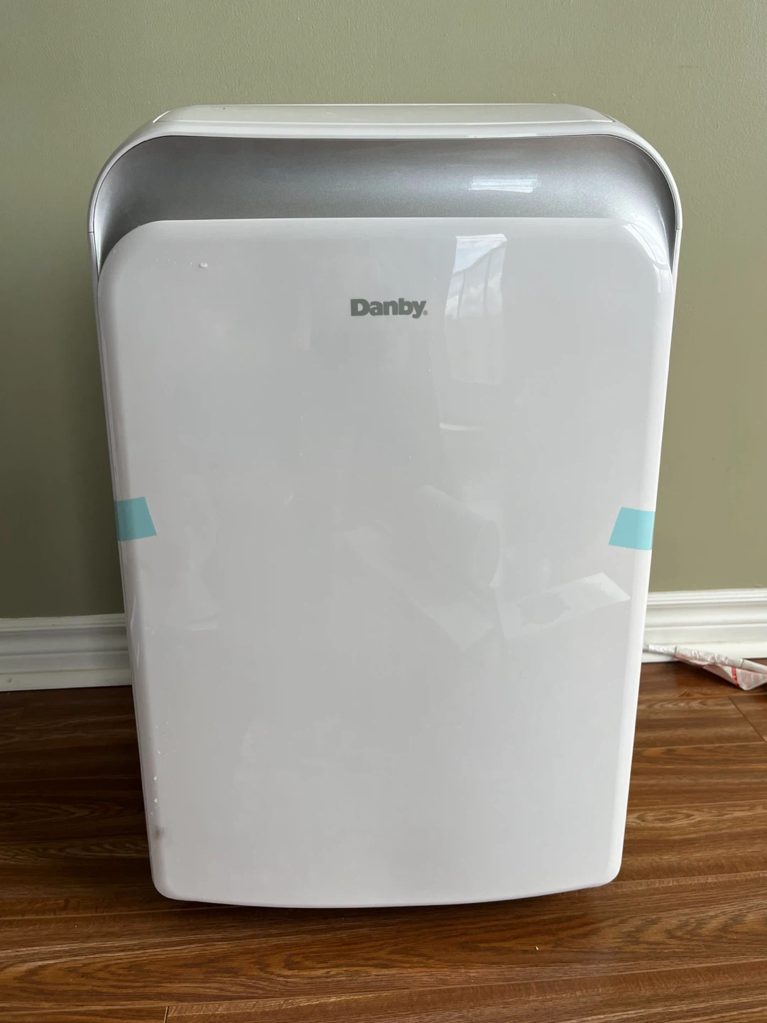 Danby 3-in-1 Portable Air Conditioner 10,000 BTU - photo 2