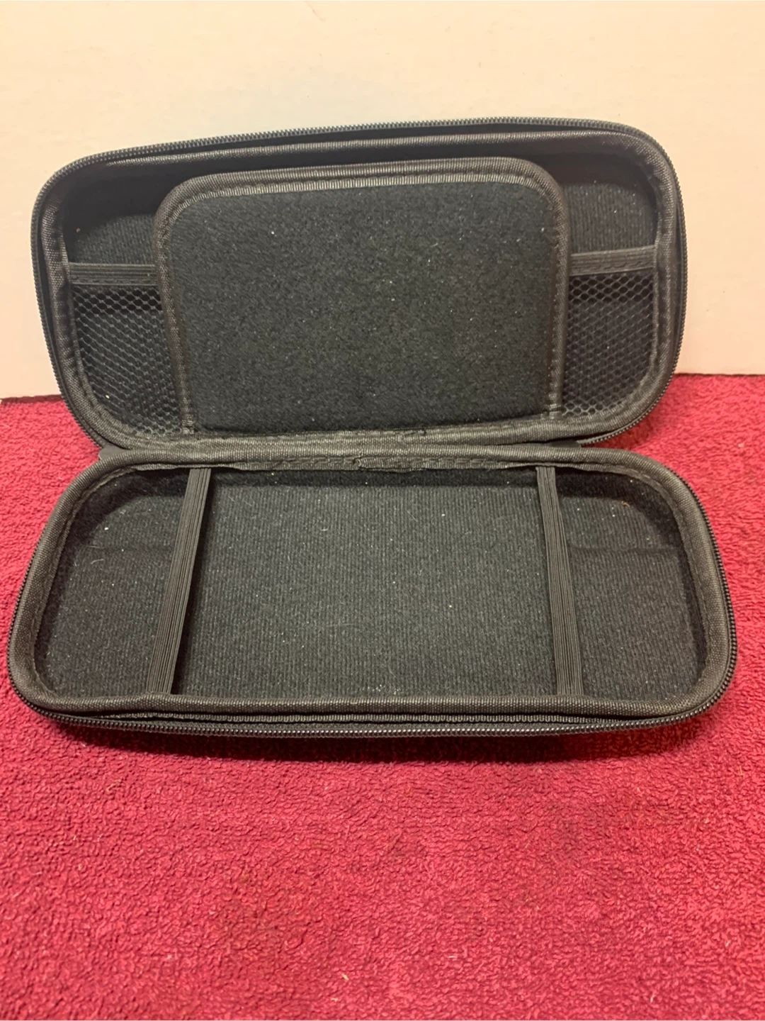 SWITCH CONSOLE CASE - photo 2