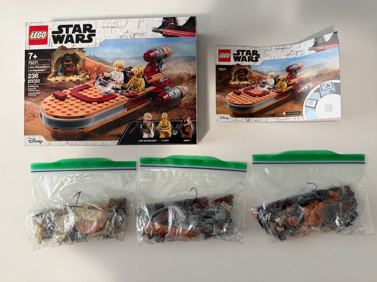 LEGO Star Wars Luke Skywalker's Landspeeder 75271 (236 pcs)
