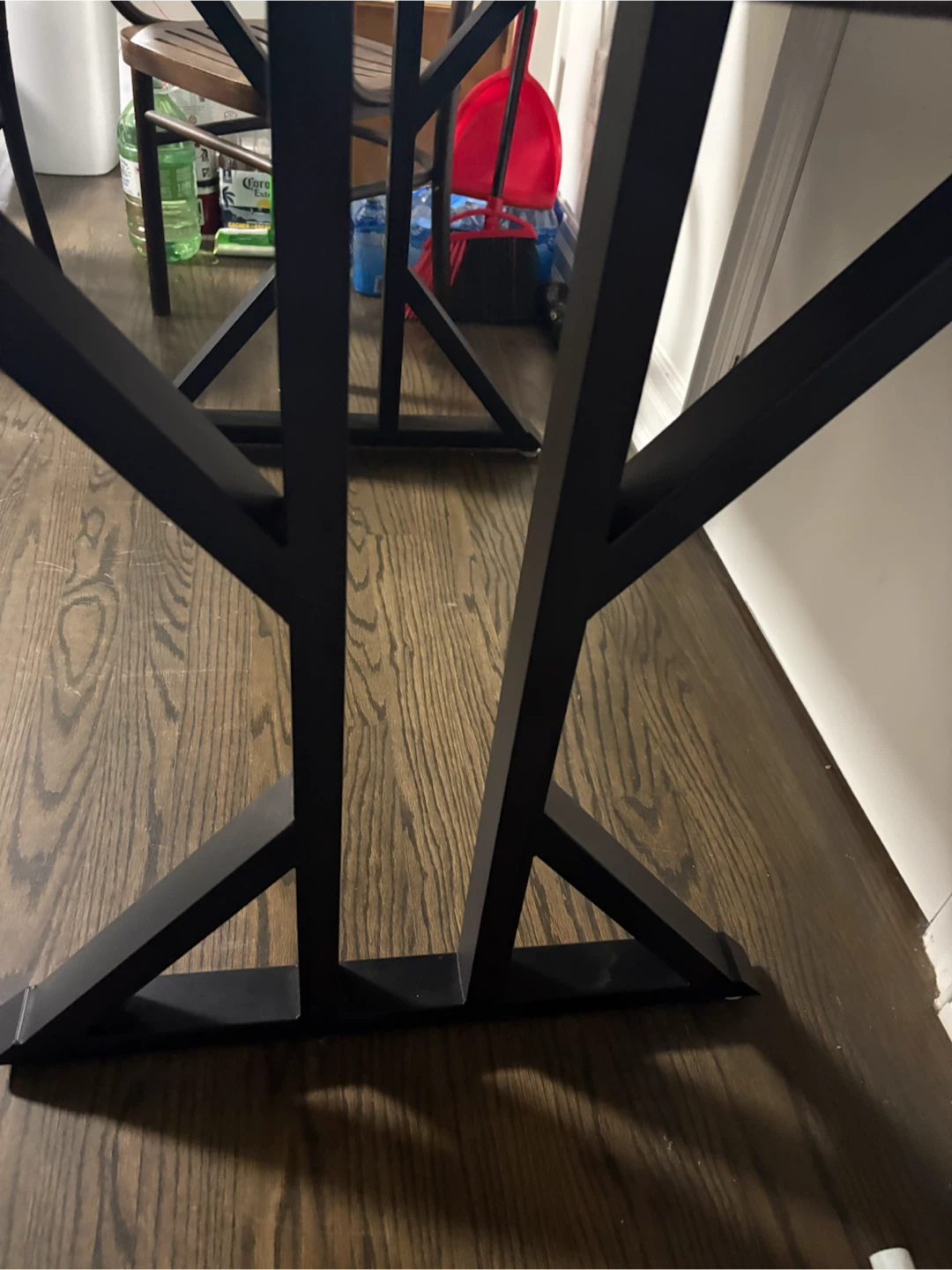 Wood dining table with metal legs and four dining chairs. chairs - photo 5