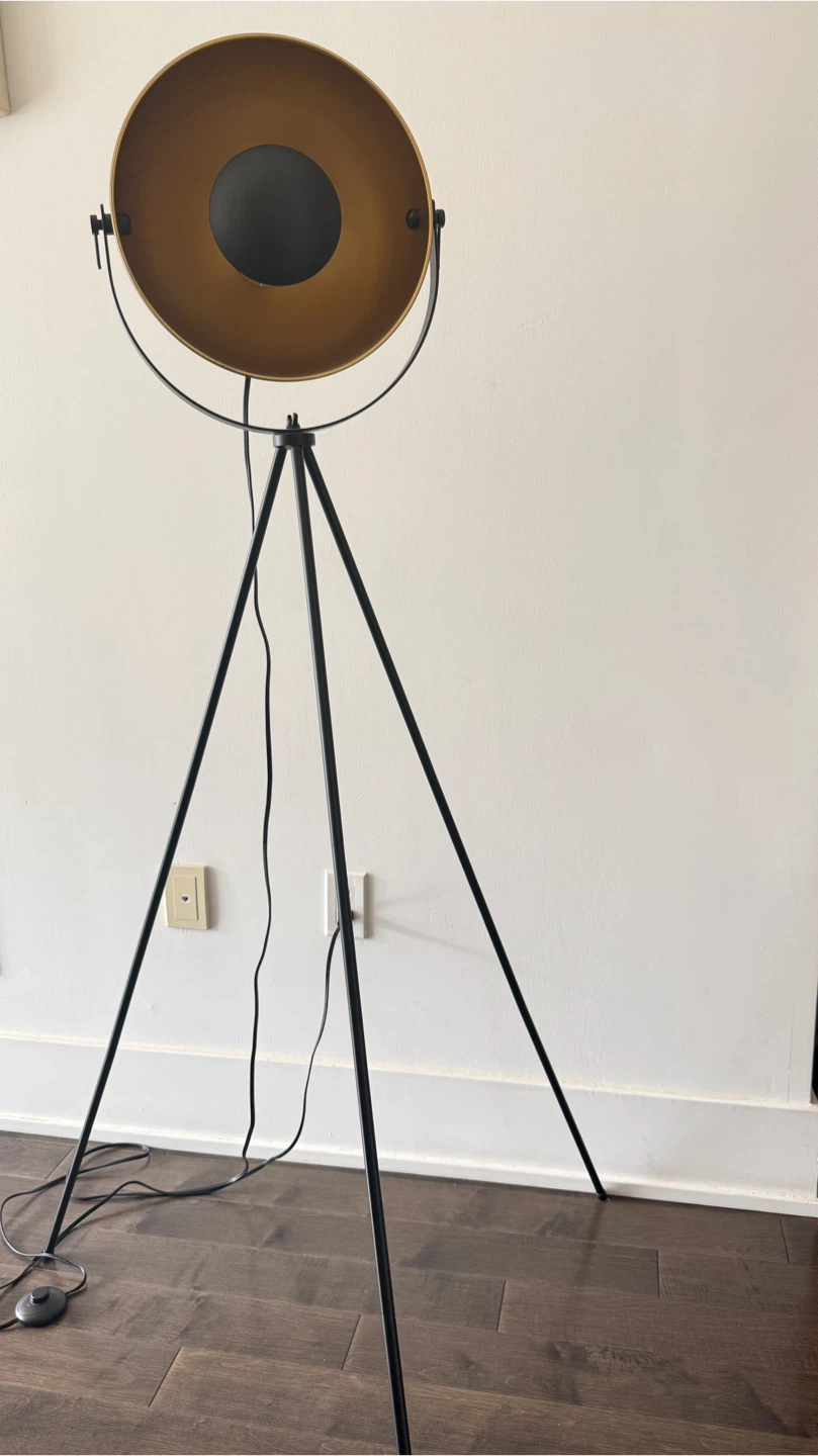 Tripod Floor Lamp with Large Round Shade - photo 2