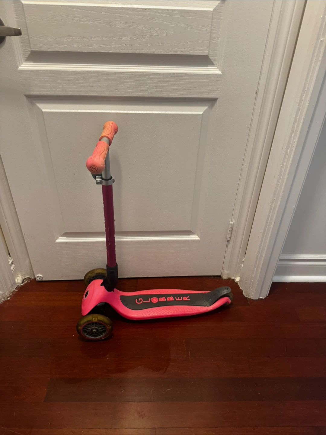 Globber Pink 3-Wheel Scooter
