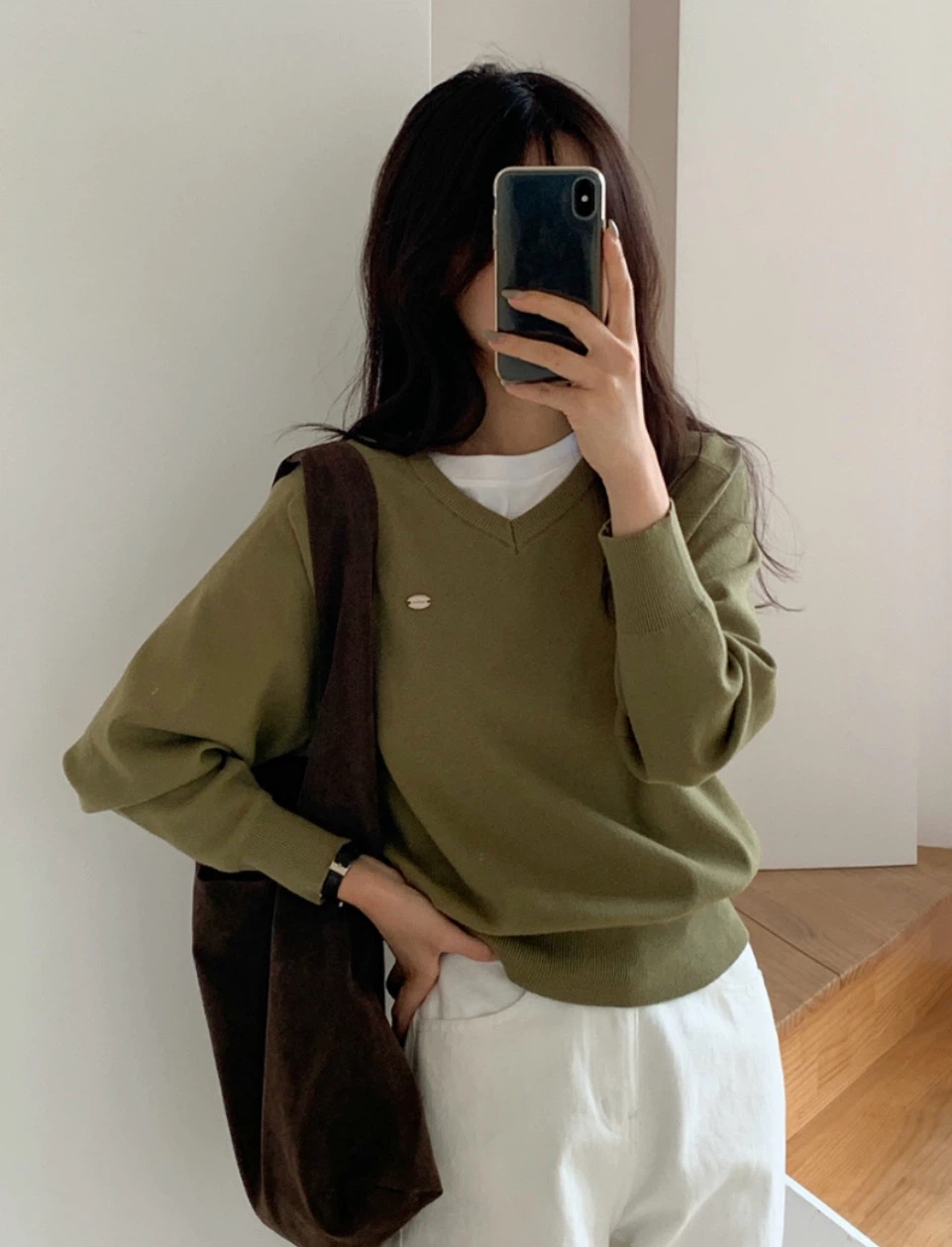 V-Neck Olive Green Sweater - photo 5