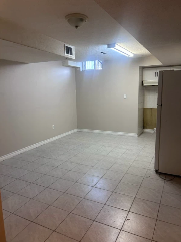 Basement Apartment for Rent - photo 4