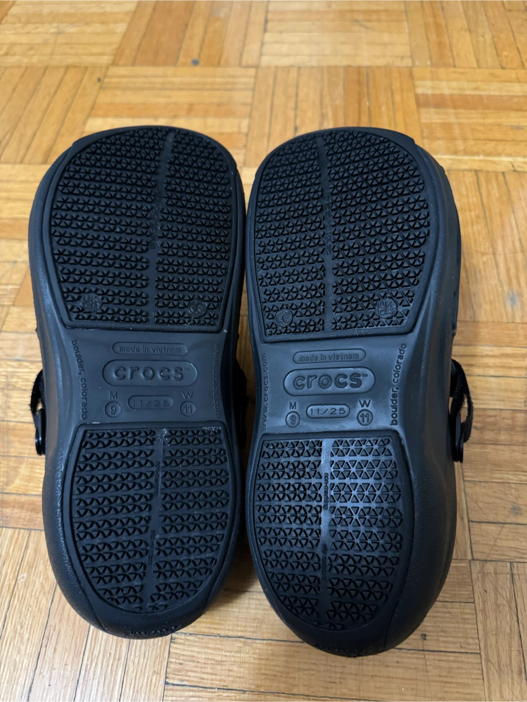 Crocs Black Size M 9 / W 11 Clogs - photo 2