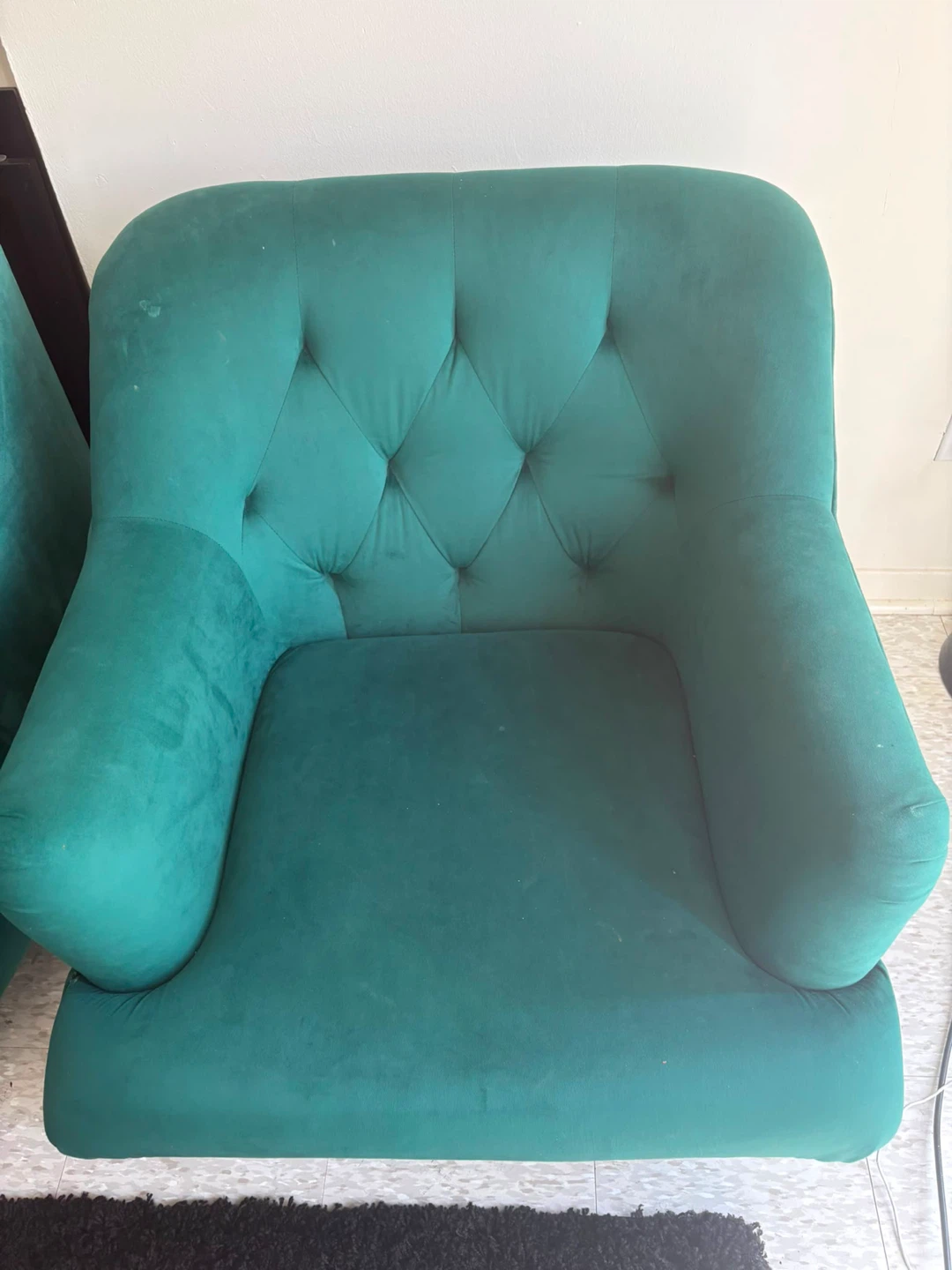 Green Velvet Tufted Sofa - photo 3