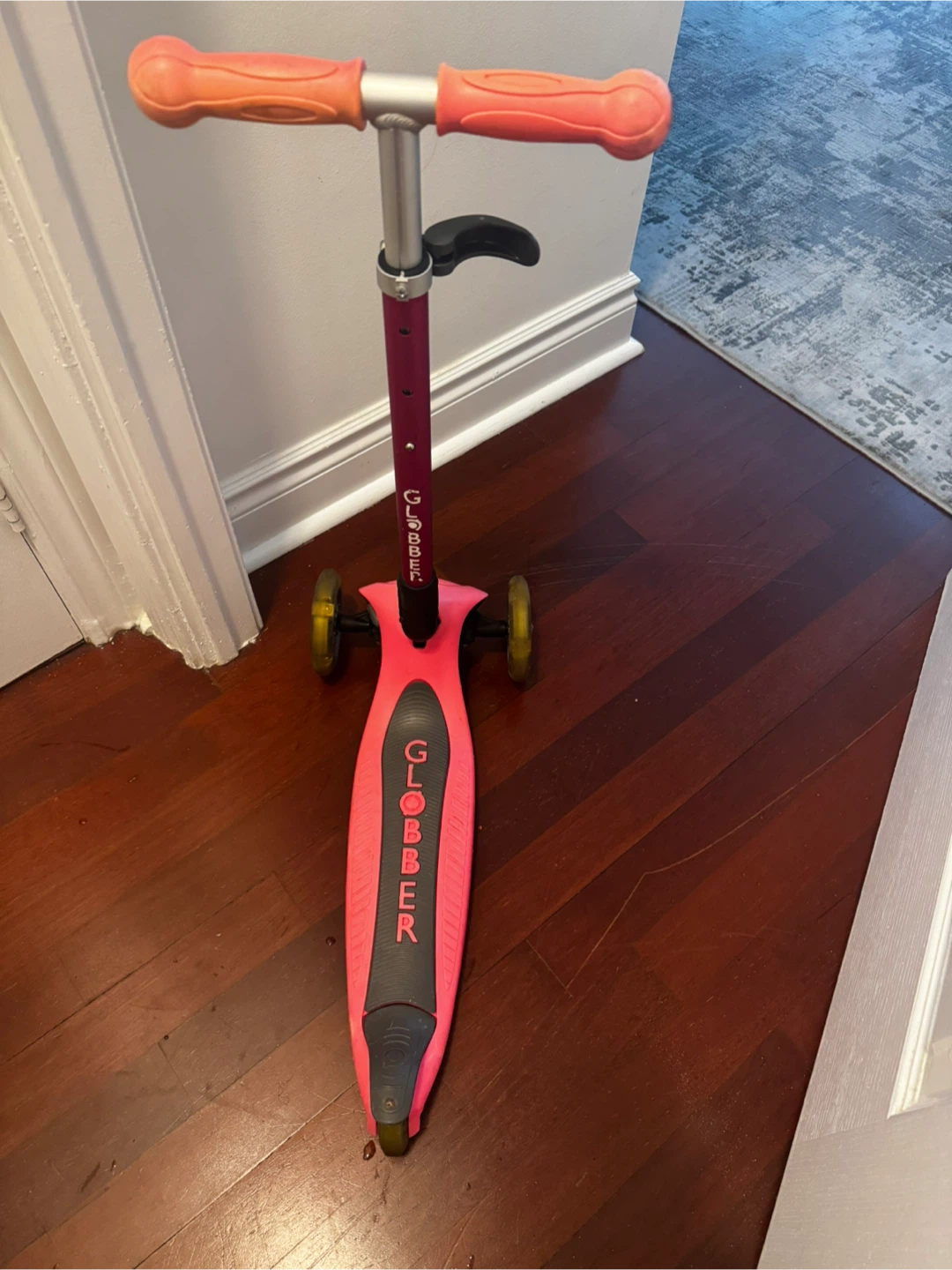 Globber Pink 3-Wheel Scooter - photo 3