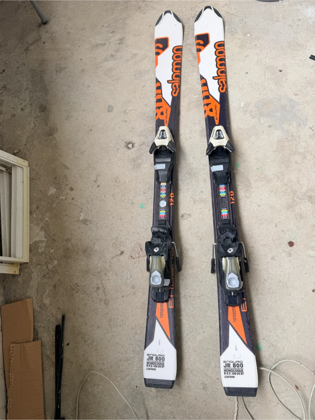 Salomon JR 800 Skis