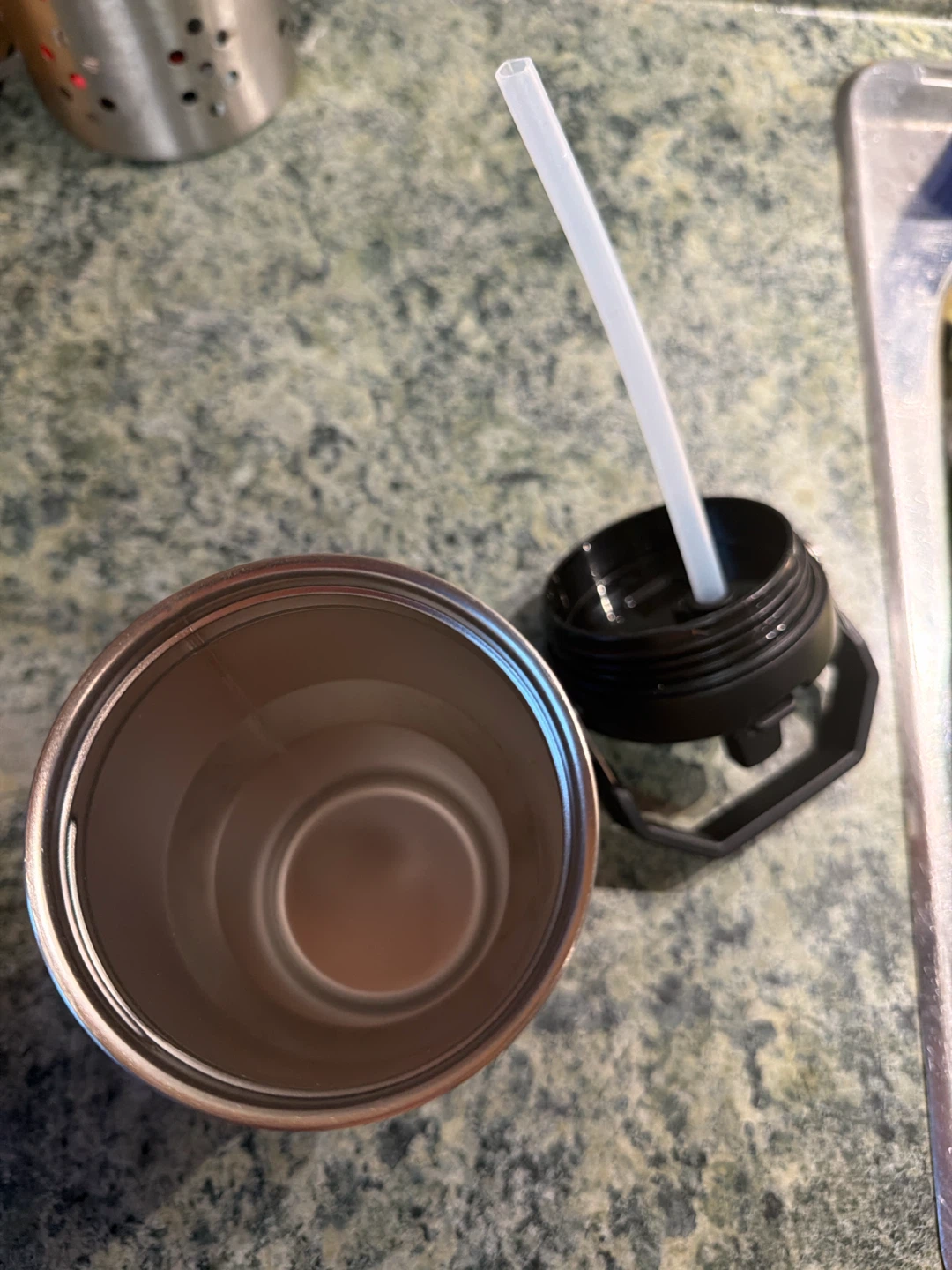 Stanley 20 oz ice flow Tumbler with Straw - photo 3