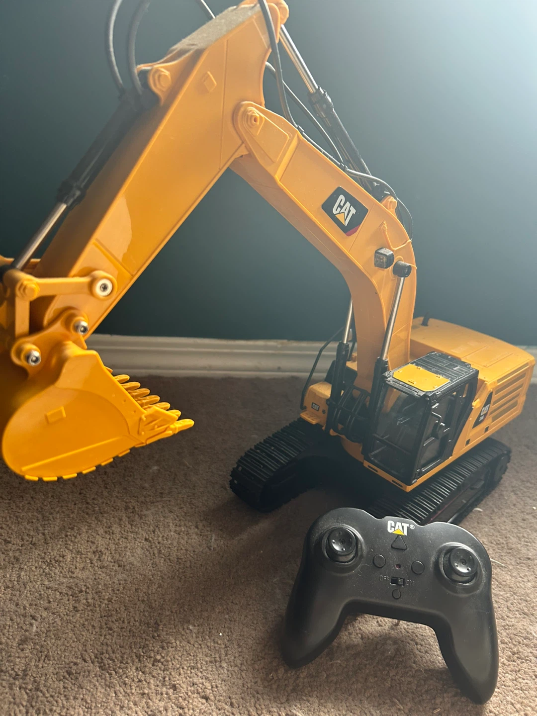 Diecast masters Cat 336 rc excavator