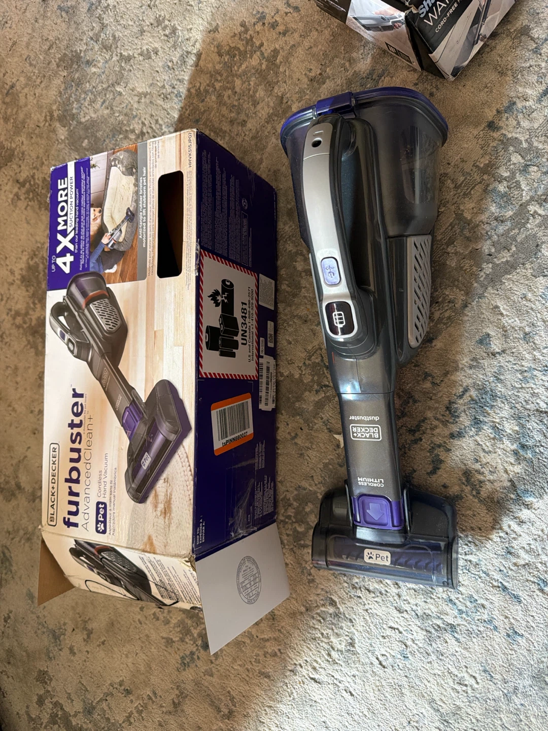BLACK+DECKER furbuster AdvancedClean+ Pet Vacuum