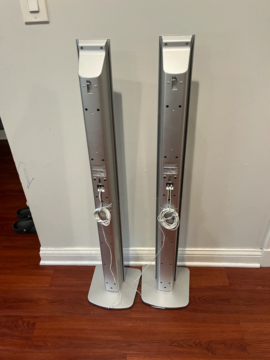 Panasonic 2.0 Channel Speaker System (2 Tall Speakers) - photo 2