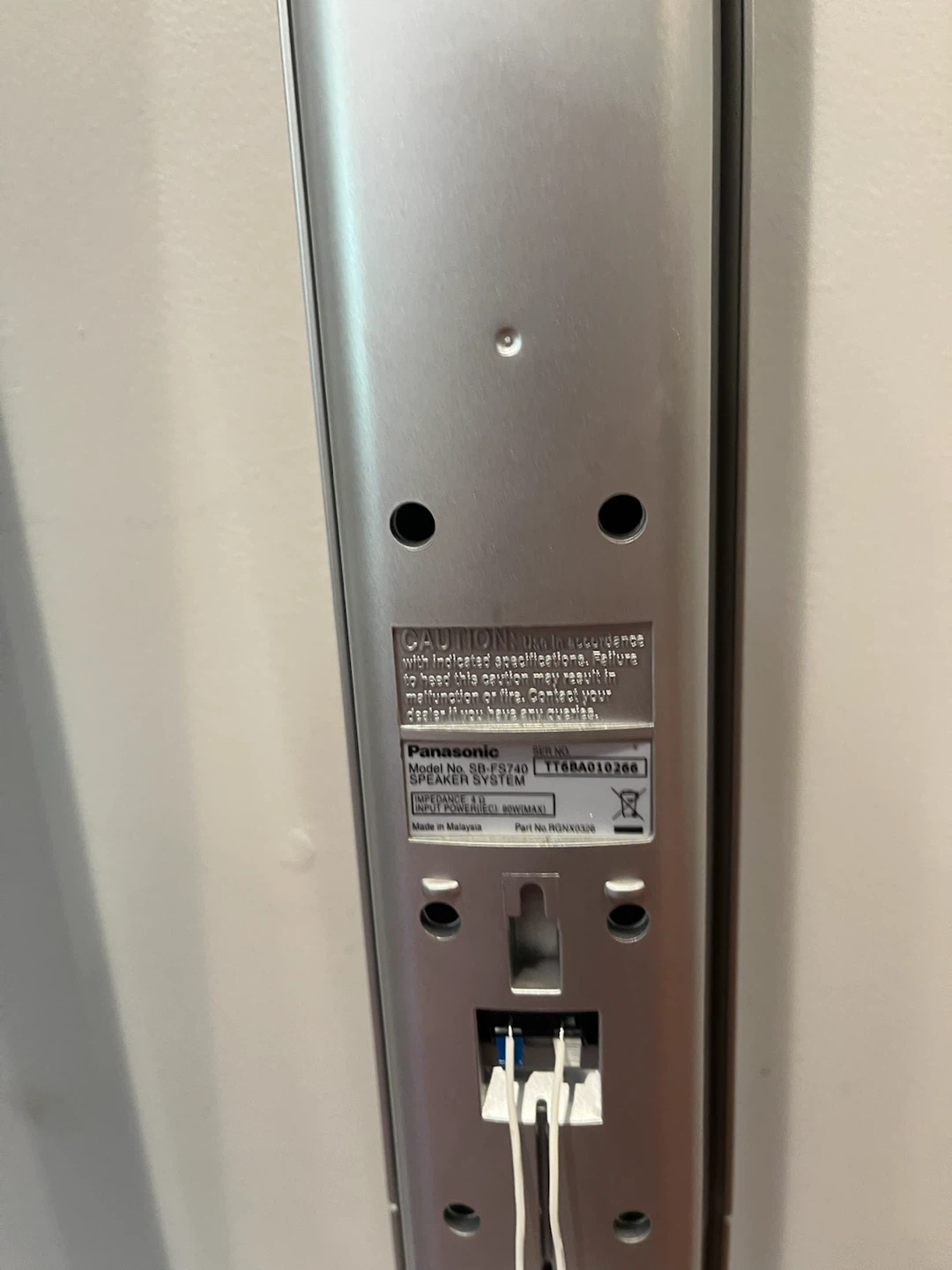 Panasonic 2.0 Channel Speaker System (2 Tall Speakers) - photo 3