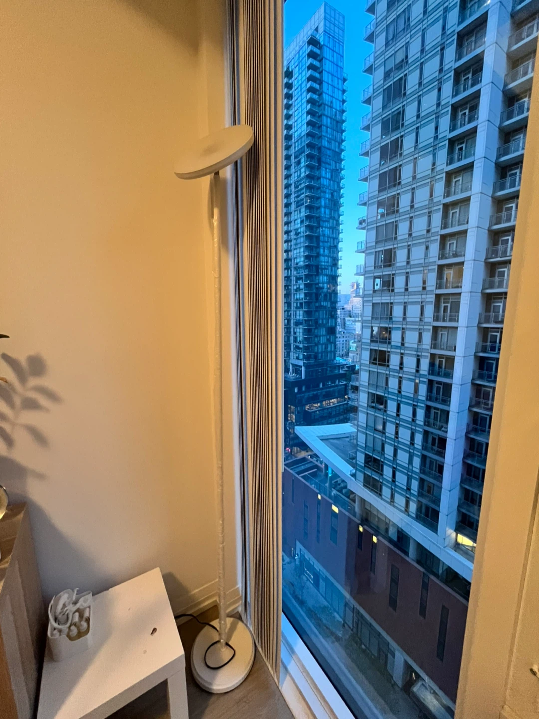 Last Day Sale! White Floor Lamp