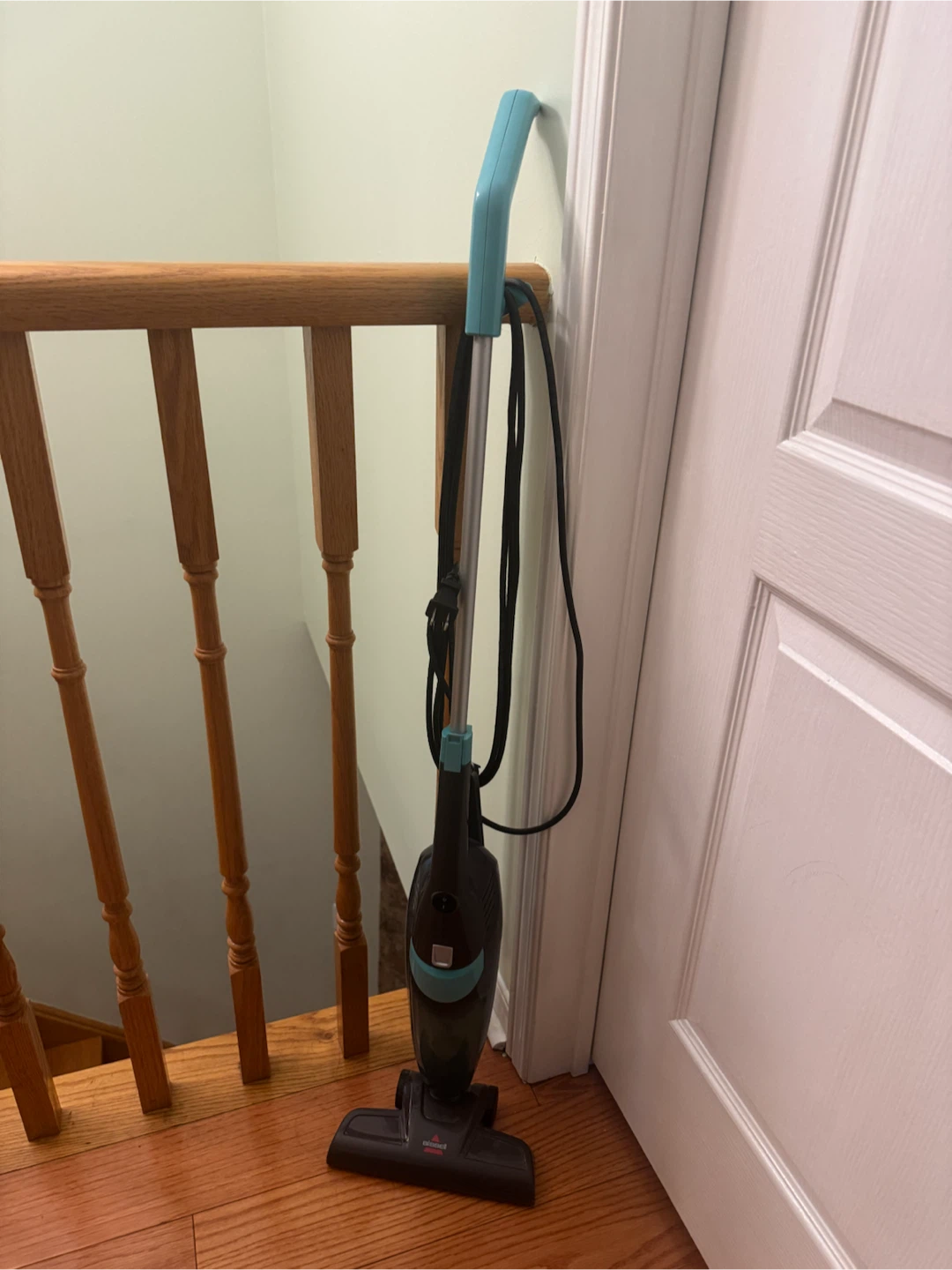 Bissell Featherweight Corded Stick Vacuum in Blue - photo 2
