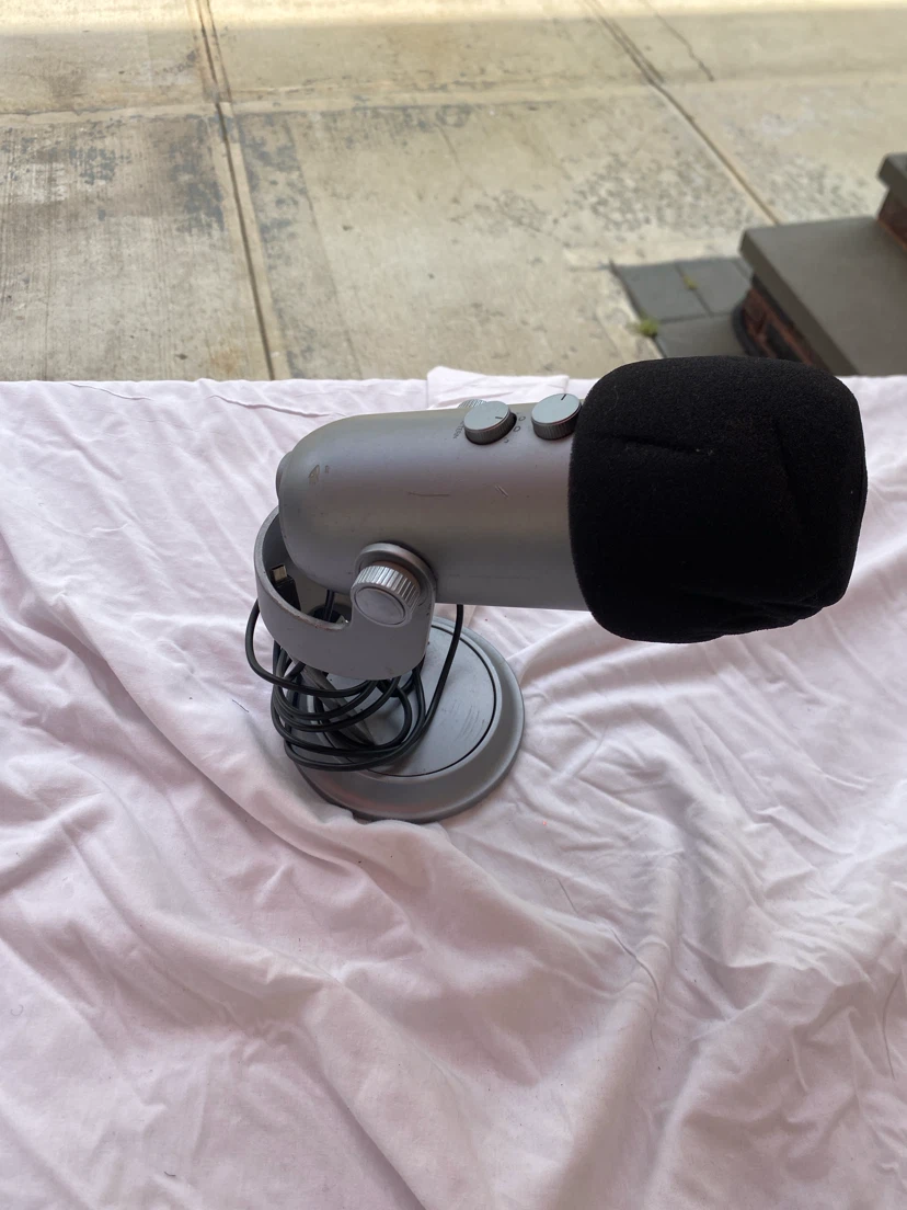 Blue Yeti USB Microphone