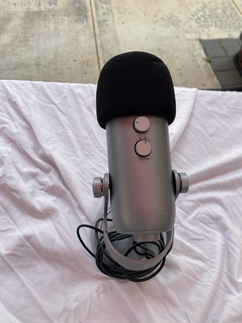 Blue Yeti USB Microphone - photo 2