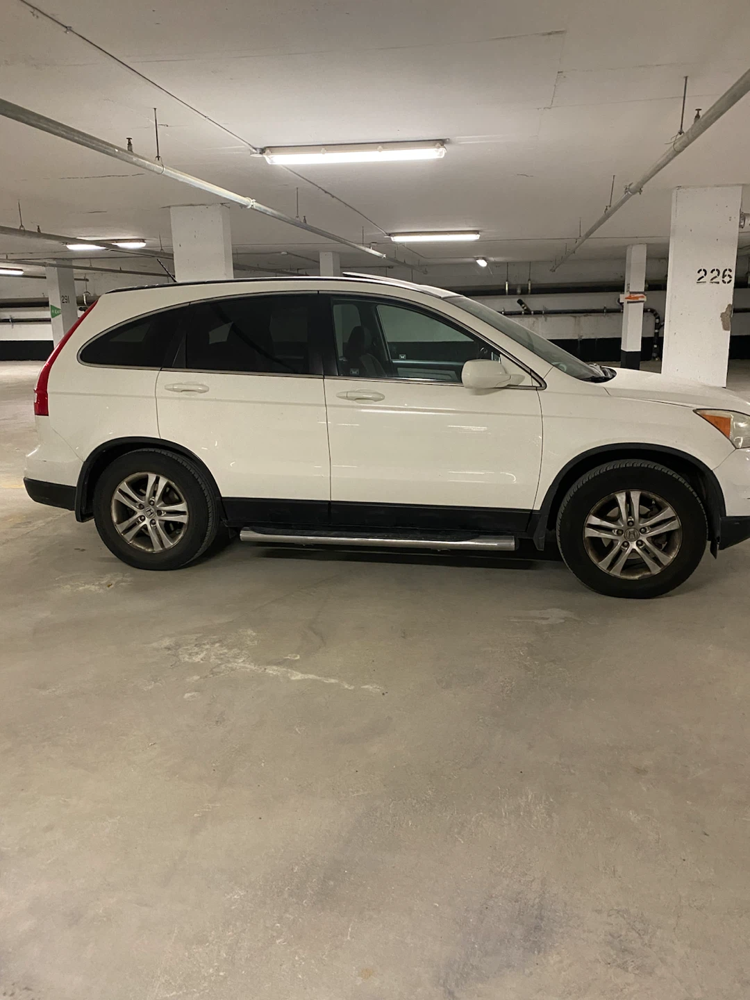 White Honda CR-V SUV - photo 3
