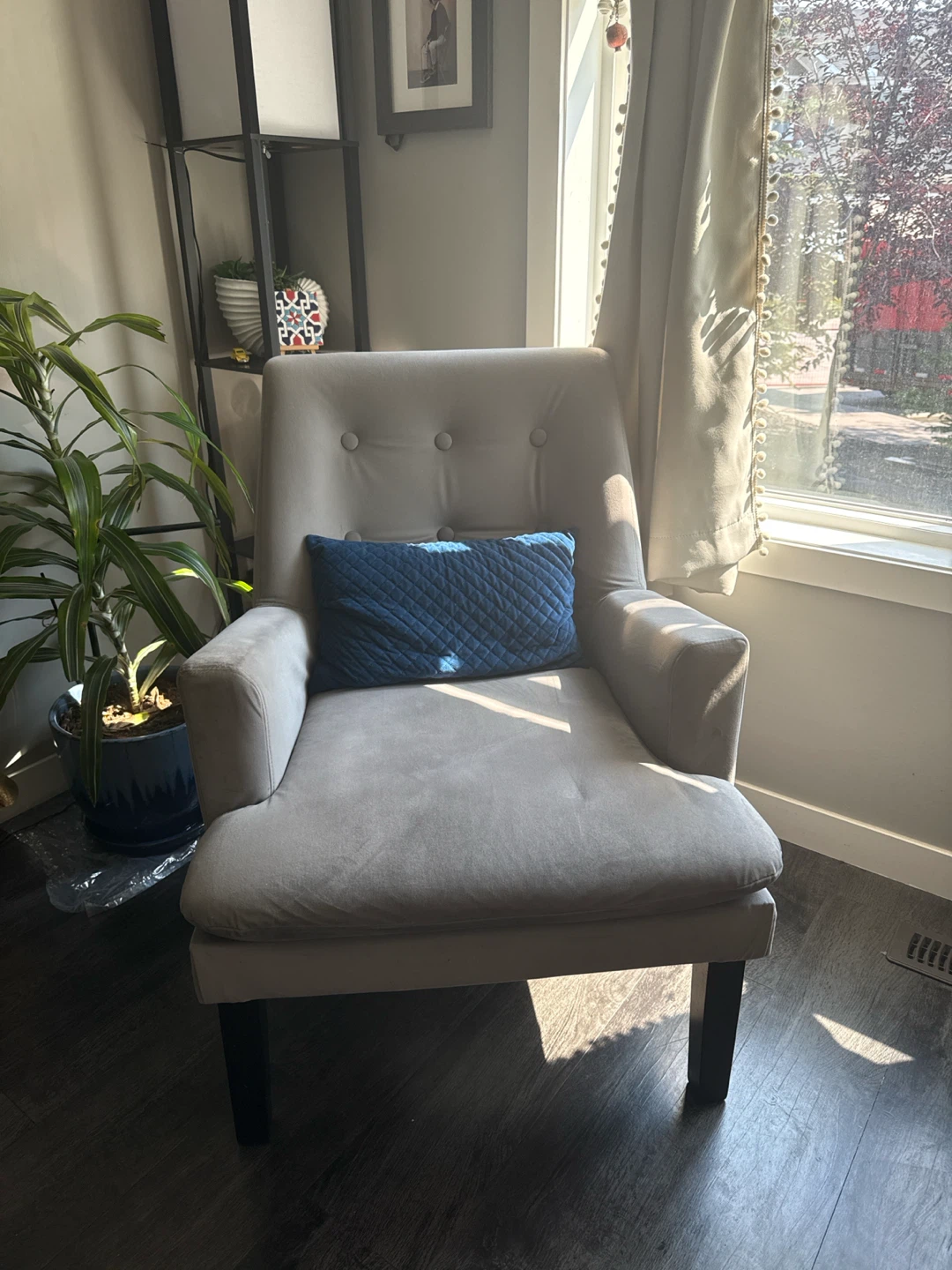 Grey Tufted Accent Chair