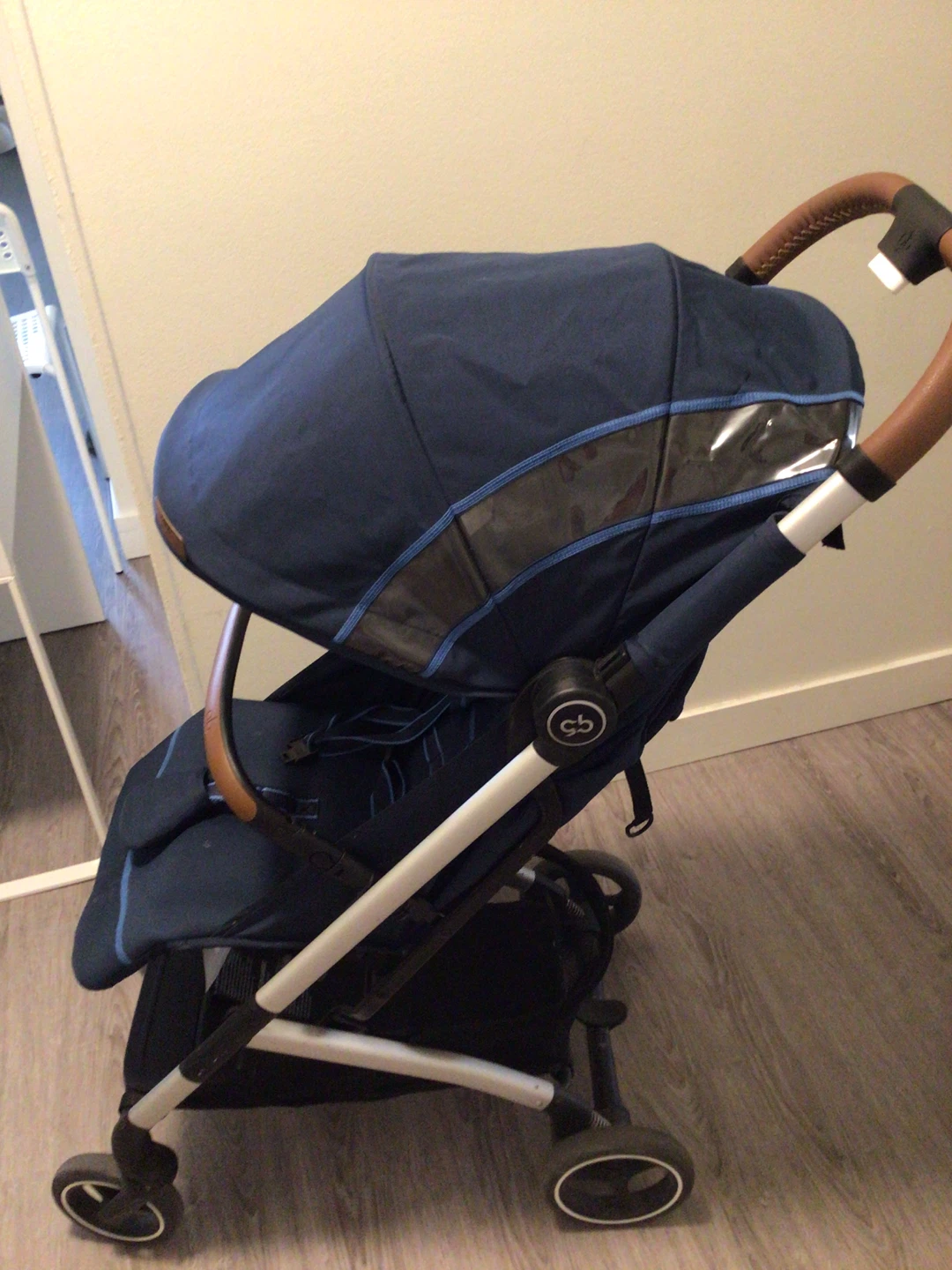gb Qbit+ All-City Stroller in Navy Blue