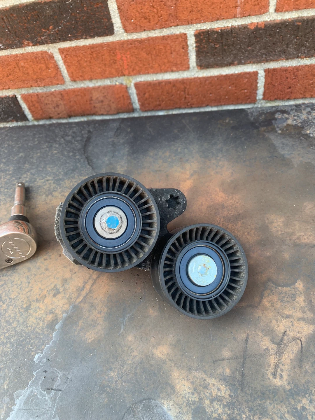 Tensioner Pulley Assembly - photo 2
