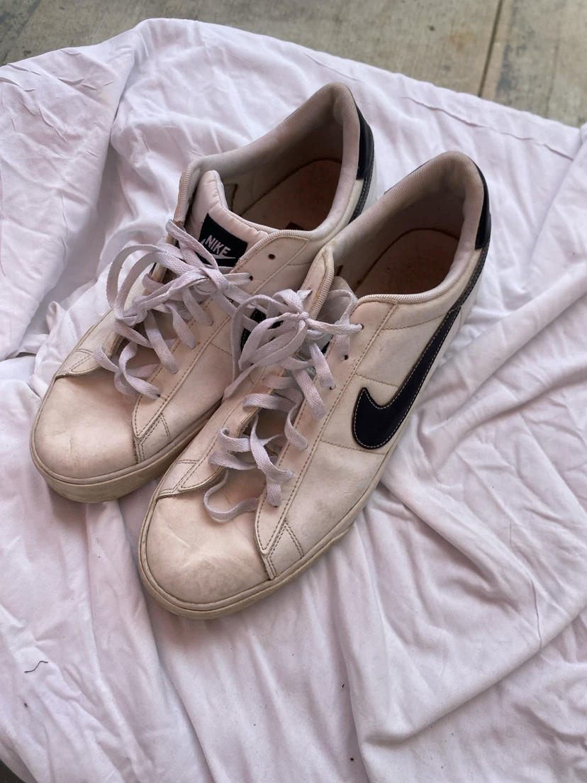 Nike Men's Tennis Shoes - photo 2