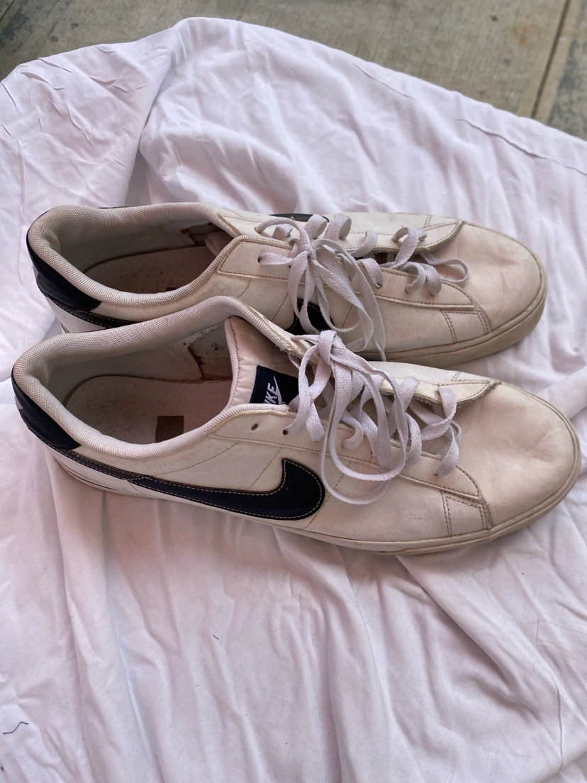 Nike Men's Tennis Shoes - photo 3